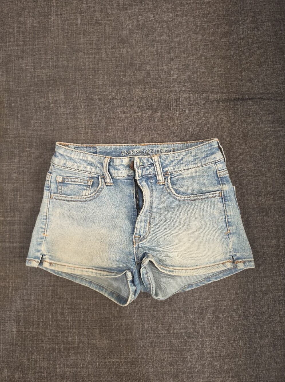 American Eagle Shorts (Size: 2)